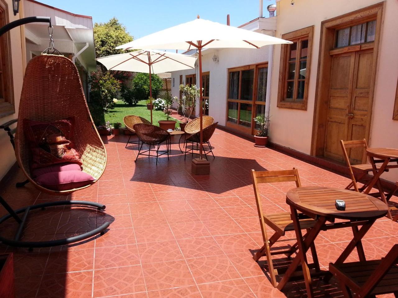 La Sombra Del Viento Bed & Breakfast La Serena Exterior photo